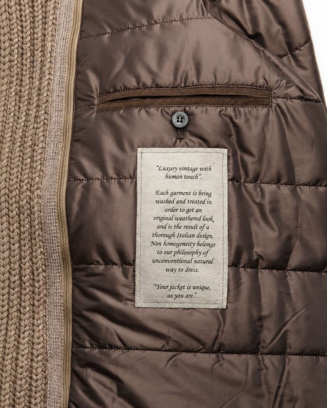 Wool coat in a regular fit