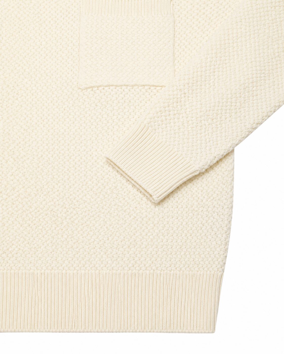 Cream-colored knitted polo shirt made of merino wool and cashmere