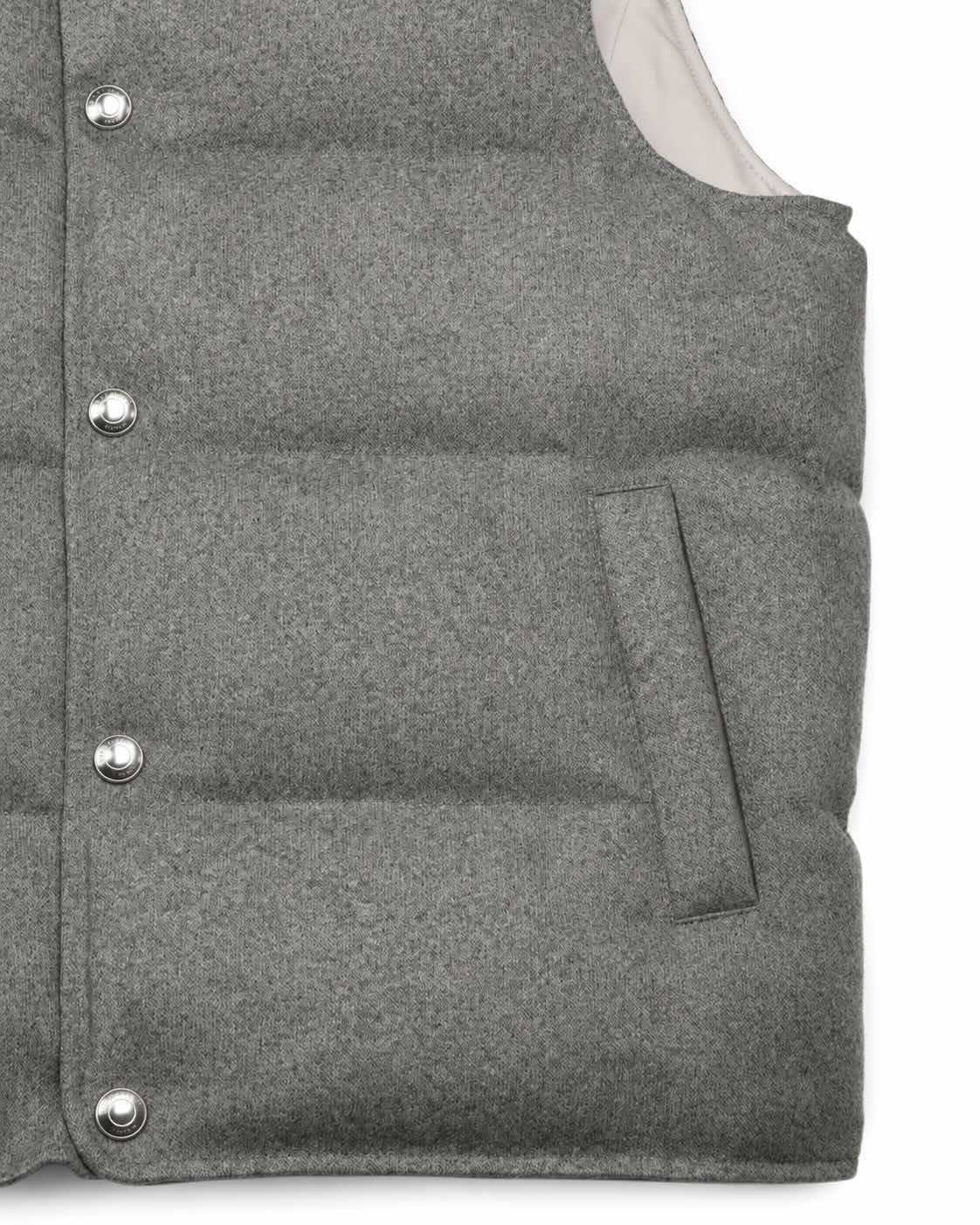Grey cashmere hooded gilet