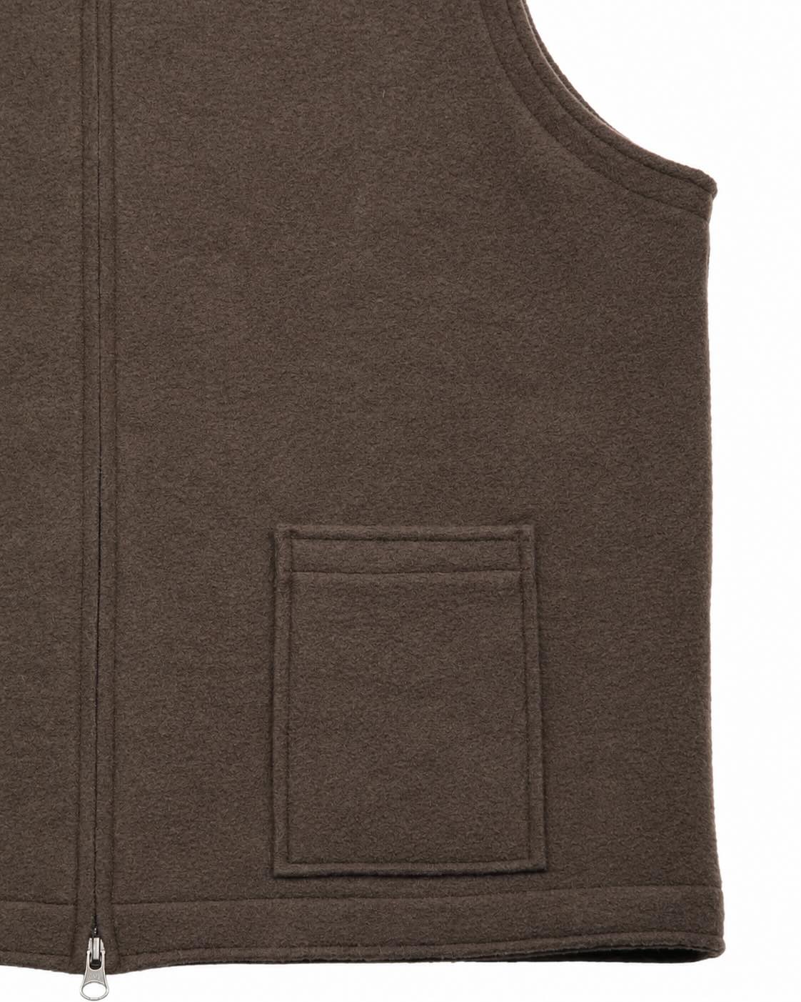Gilet aus Merinowolle in Braun mit Stehkragen