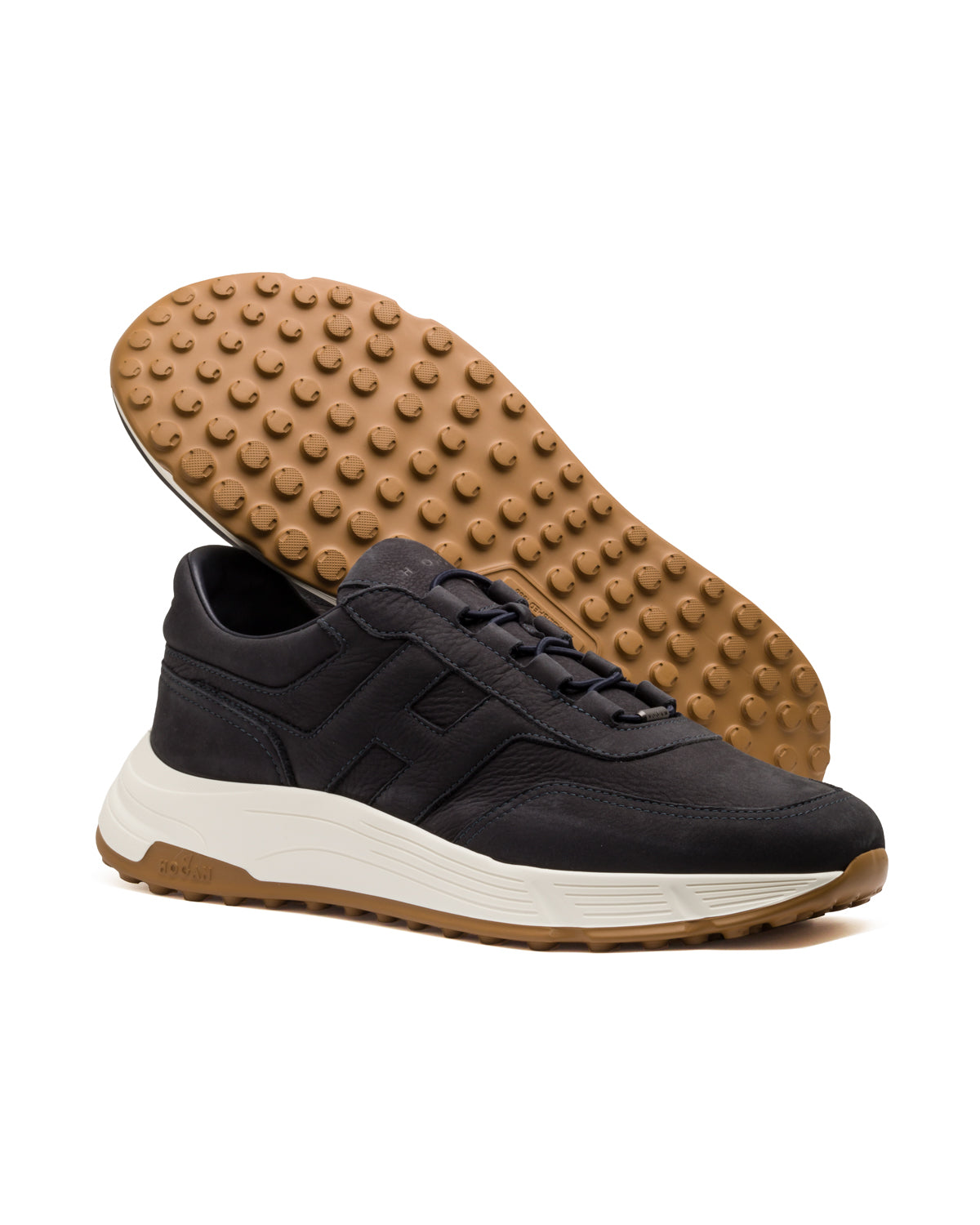 Low top sneaker suede memory foam