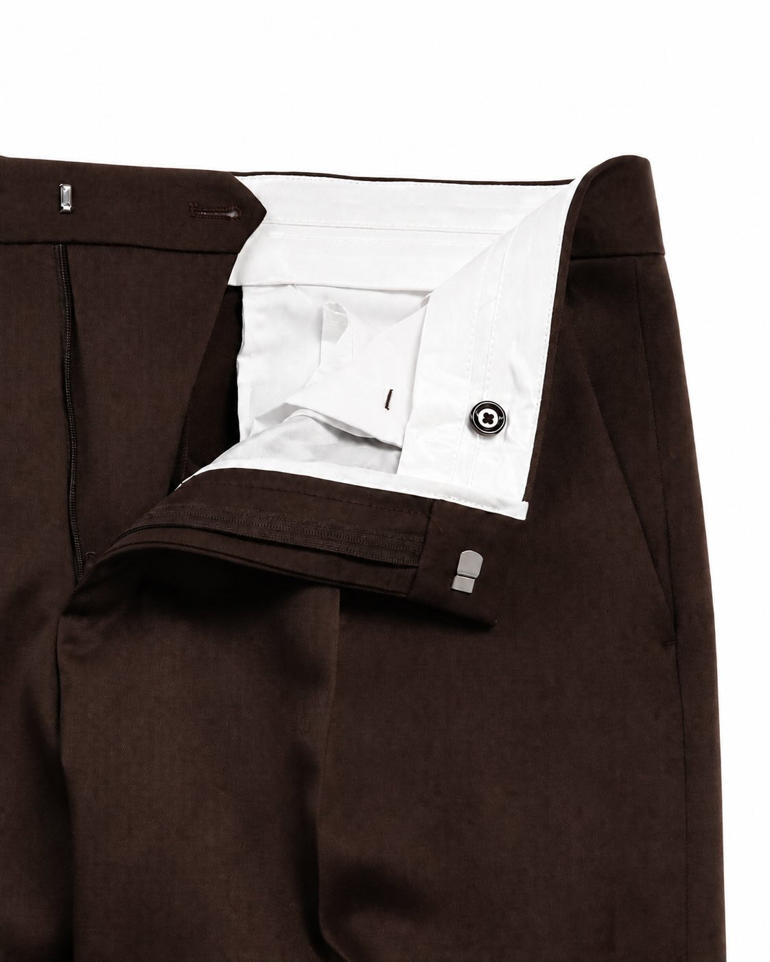 Brown double-breasted virgin wool suit