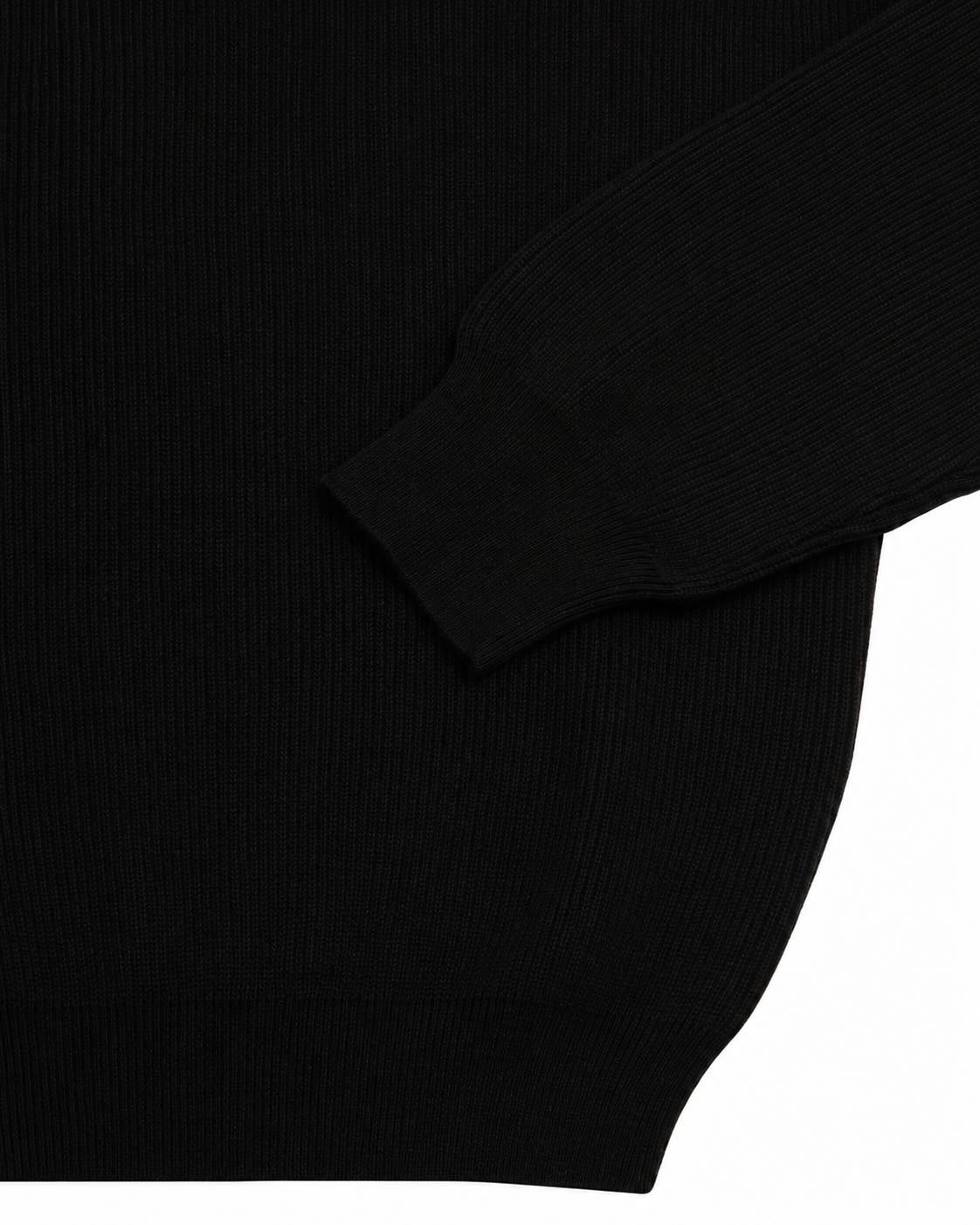 Schwarzer Raglanpullover aus Kaschmir