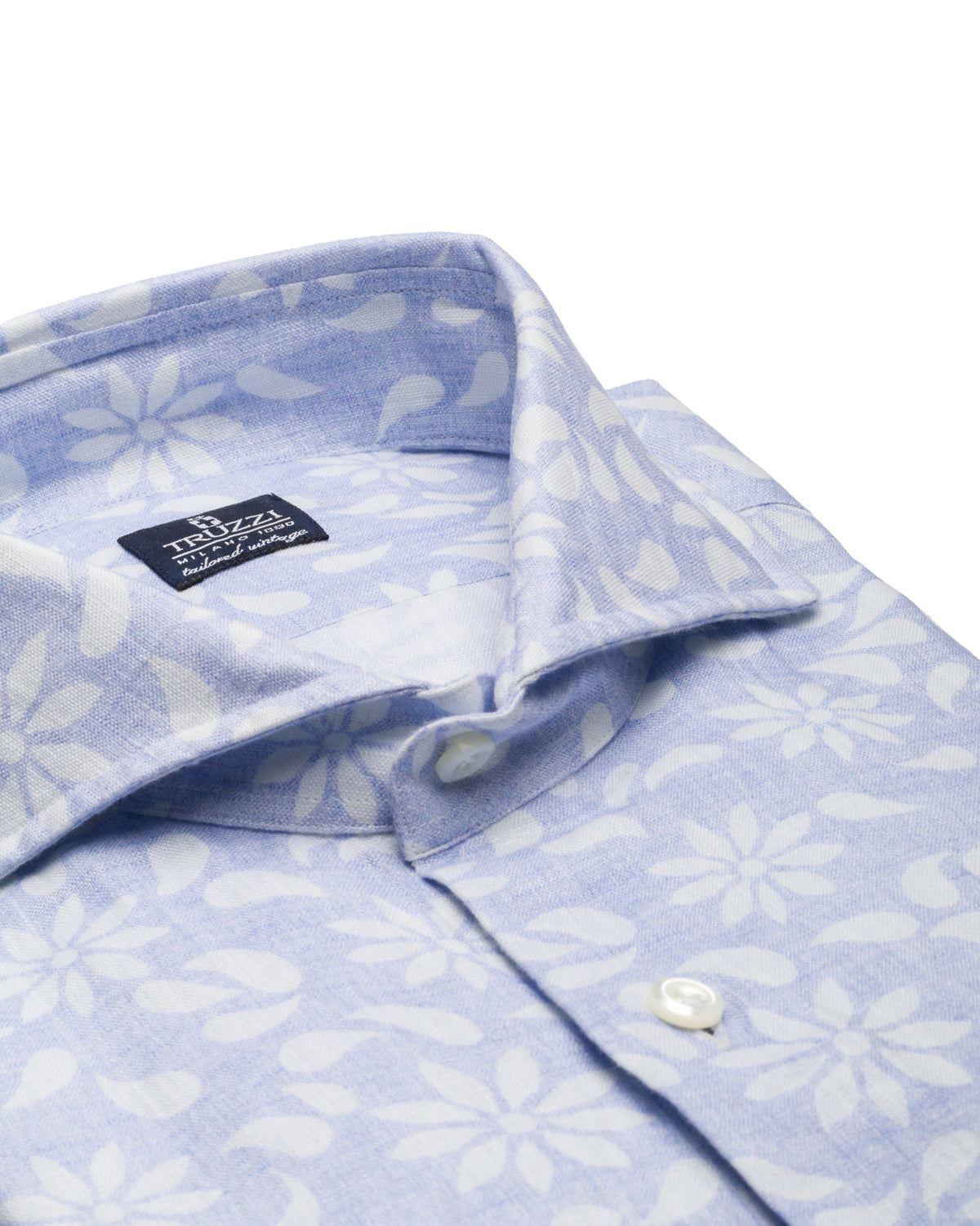 Linen shirt with floral print, slim fit