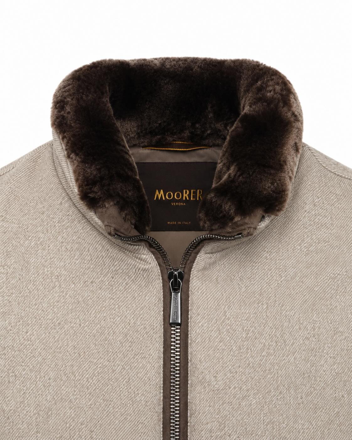 Transition jacket in virgin wool with down filling
