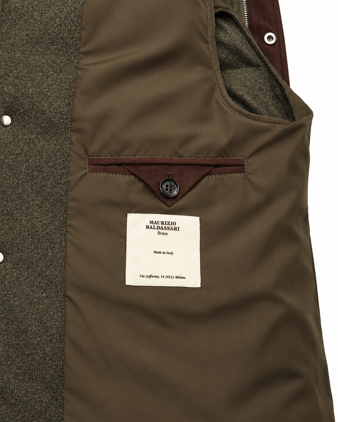 Gestepptes Gilet aus Kaschmir mit Daunenfüllung in Olive