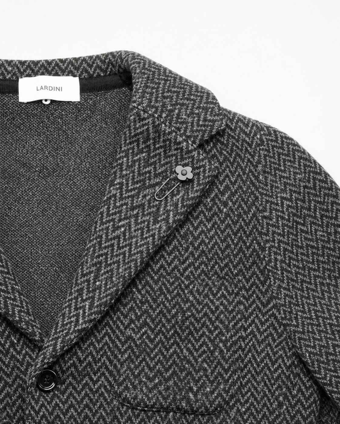 Virgin wool blazer with zig-zag pattern